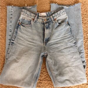 Zara Denim Jeans in Light Blue
